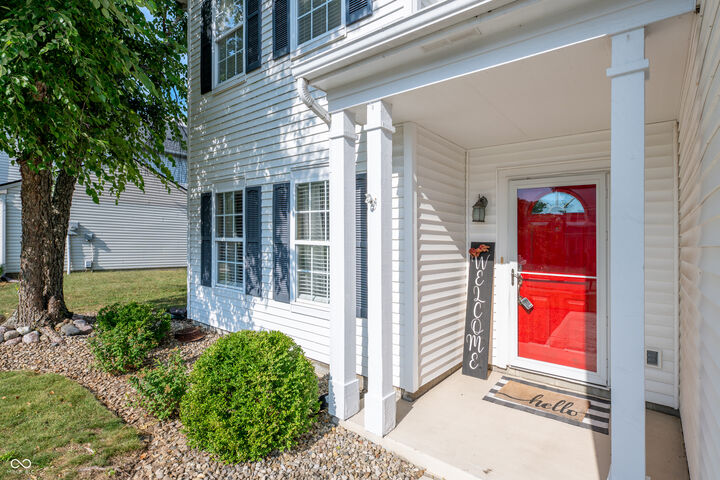 Property Photo:  15160 Redcliff Drive  IN 46062 