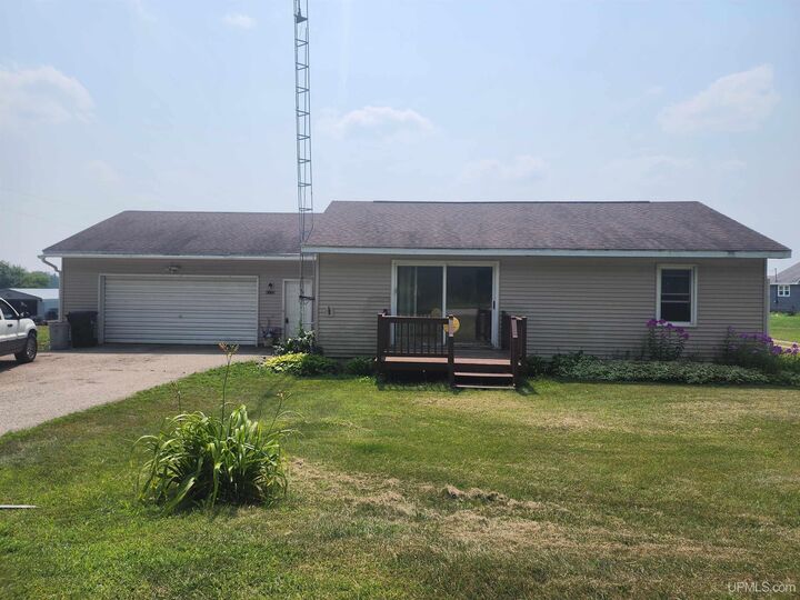 Property Photo: 4135 18th Road MI 49829
