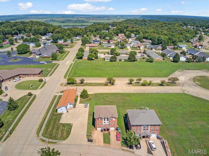 Property Photo:  106 Empson Drive  IL 62295 