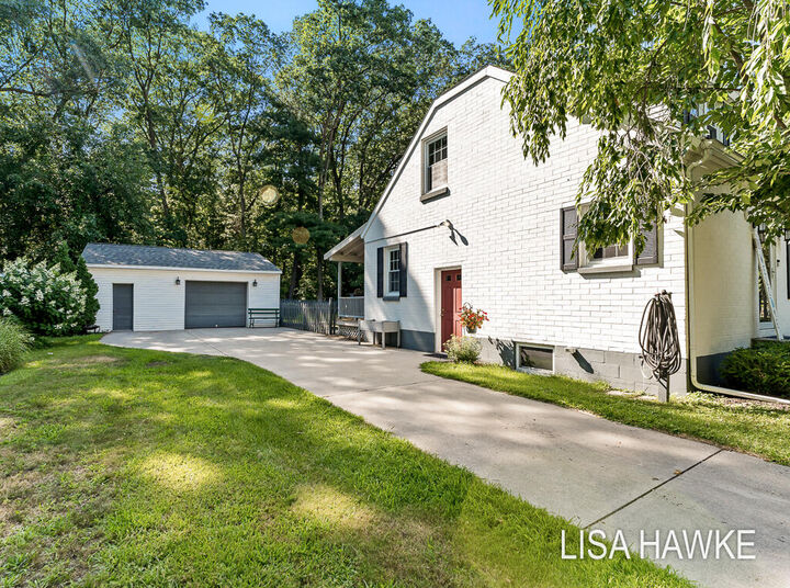 Property Photo:  14735 154th Avenue  MI 49417 