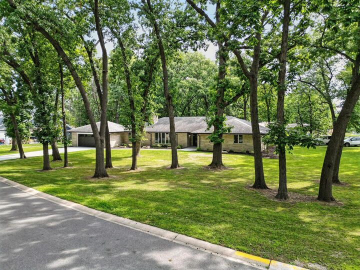 Property Photo: 2711 Edgewood Drive IN 46311