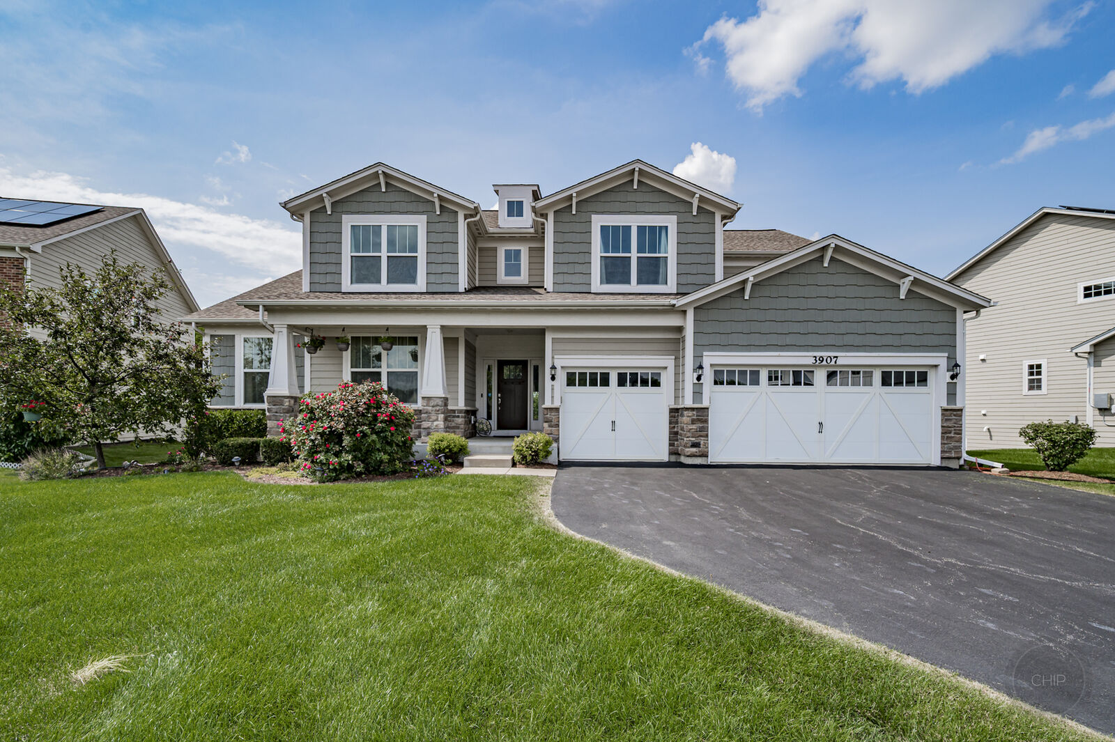 Property Photo: 3907 Nannyberry Street IL 60564