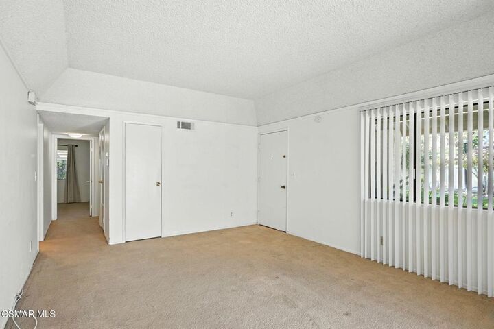 Property Photo:  1147 Landsburn Circle  CA 91361 