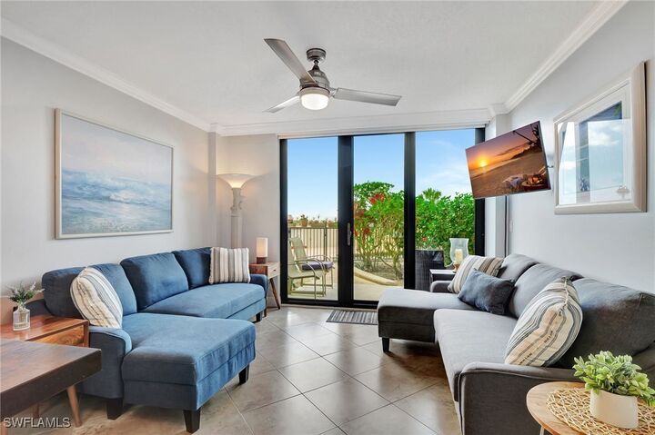Property Photo:  180 Seaview Court 103  FL 34145 