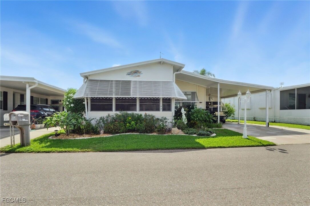 Property Photo:  14510 Paul Revere Loop  FL 33917 