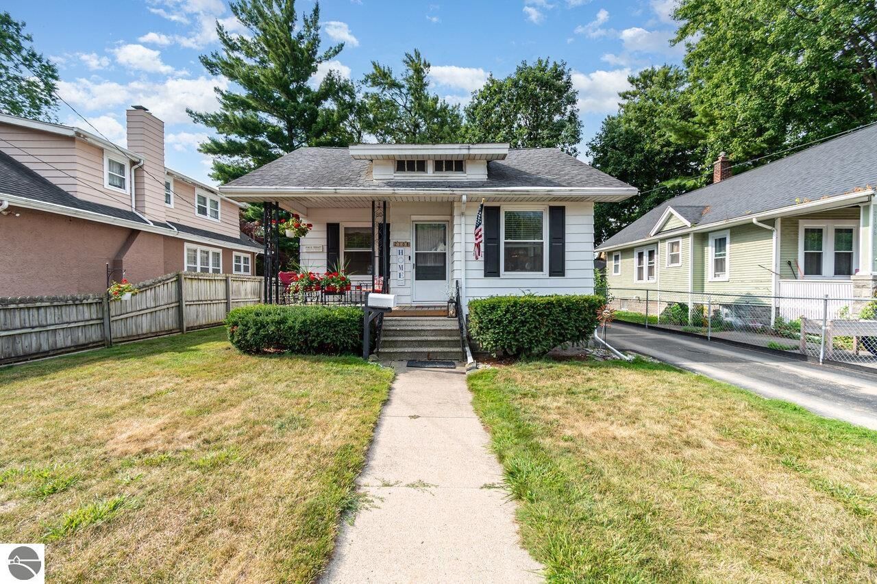 Property Photo: 2108 McKinley Avenue MI 48708