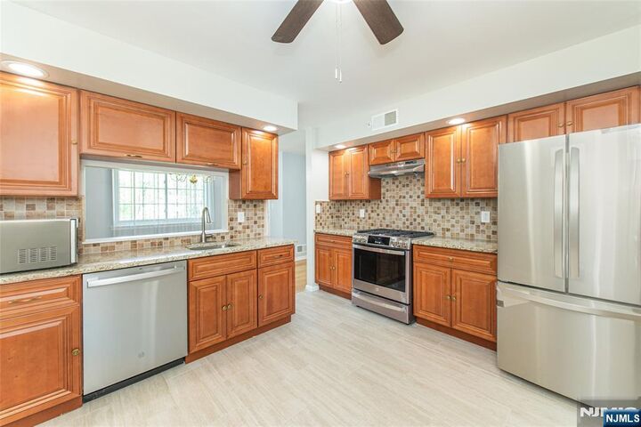 Property Photo: 1906 Faulkner Court NJ 07430