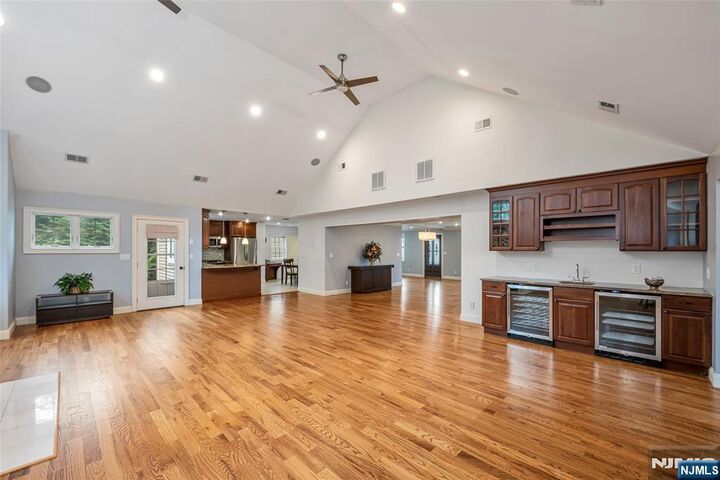 Property Photo: 418 The Fenway NJ 07661