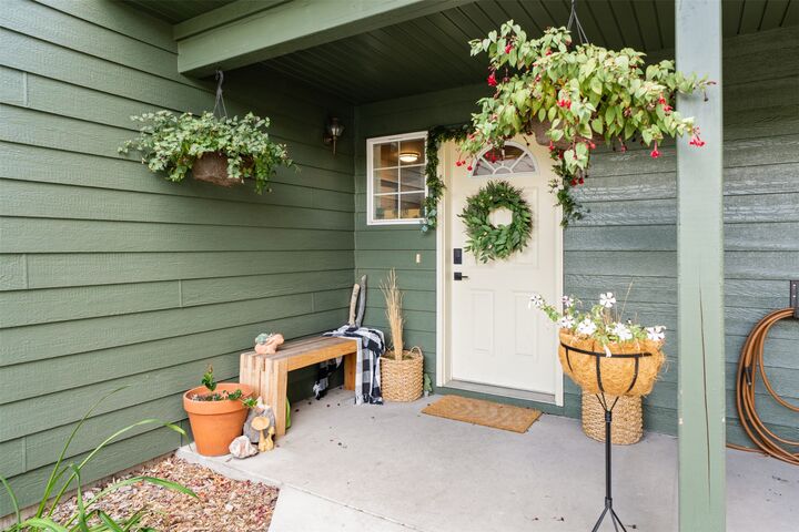 Property Photo:  1909 Idaho Street D  MT 59801 