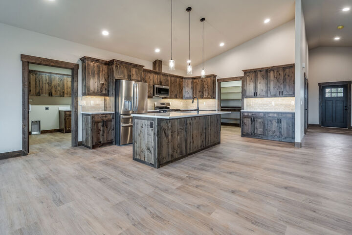 37 Hodgson Court  Columbia Falls MT 59912 photo