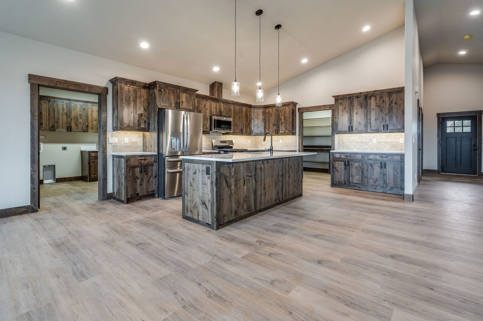 Property Photo:  37 Hodgson Court  MT 59912