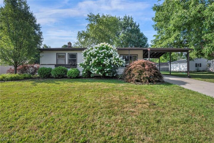 Property Photo: 2314 Lynnwood Drive OH 44224
