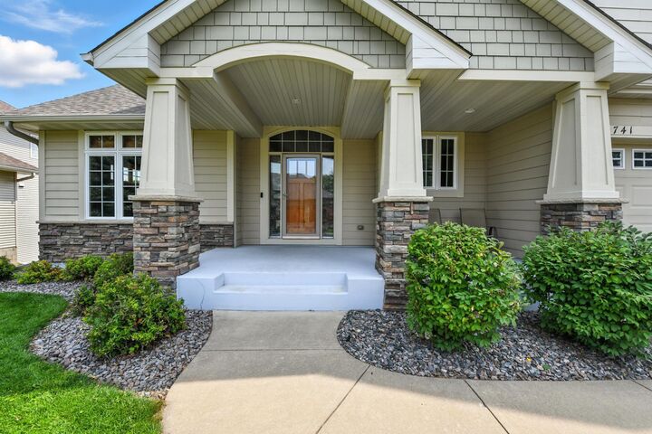 Property Photo:  10741 McCool Drive W  MN 55337 