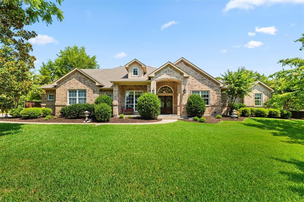 Property Photo:  6031 Judy Drive  TX 76065 