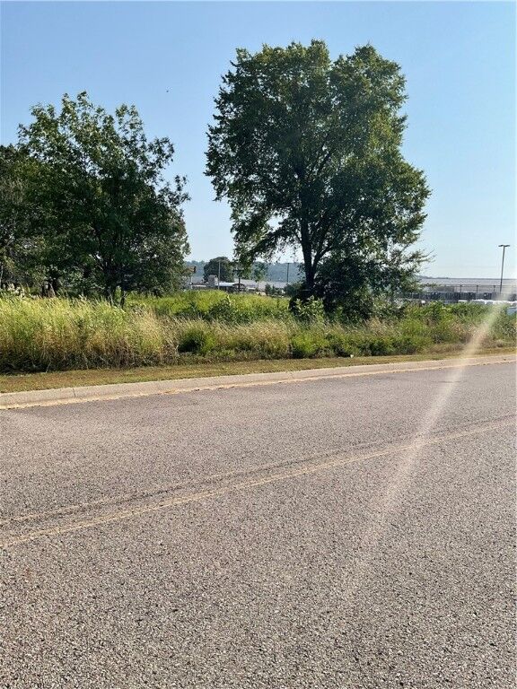 Property Photo:  Lot 28 E C Street  AR 72802 