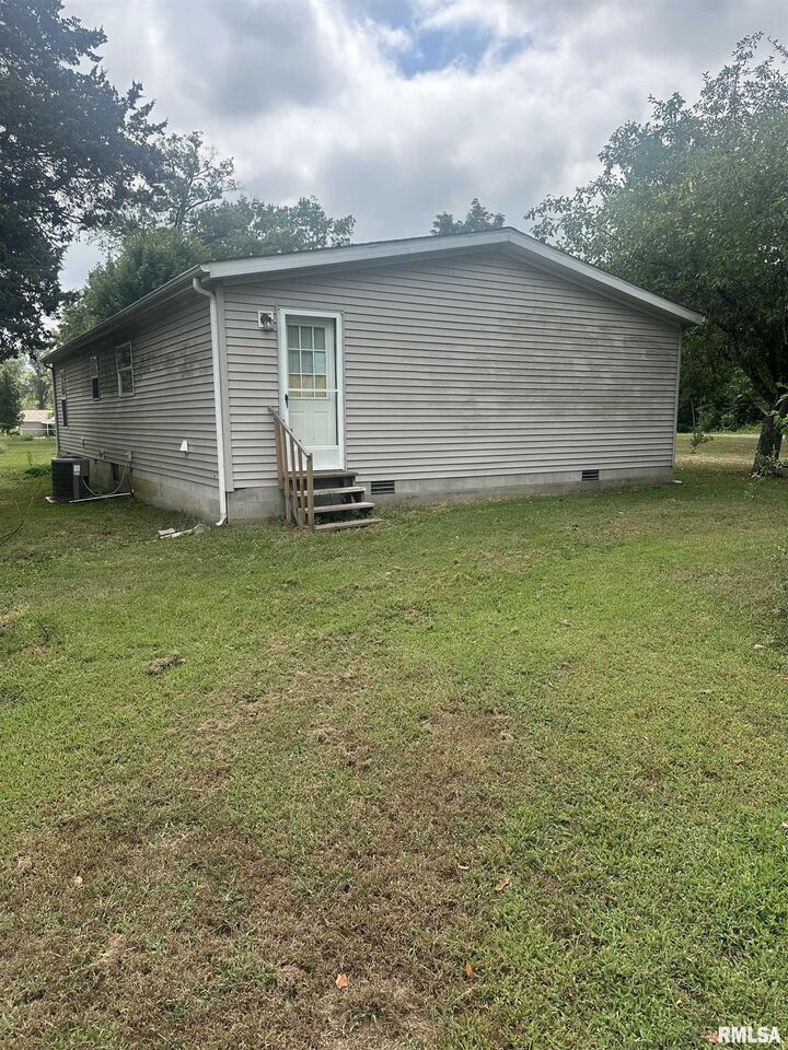 Property Photo: 3906 Alyssum Road IL 62274