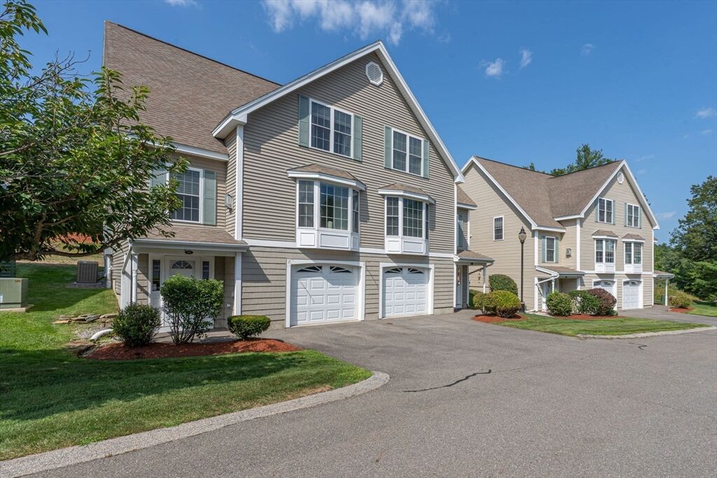 Property Photo:  8 Farnum Ct A  NH 03051 
