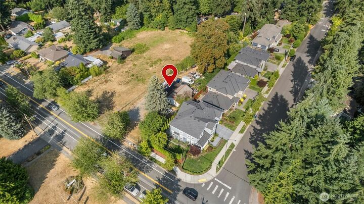 Property Photo: 7512 132nd Avenue NE WA 98033