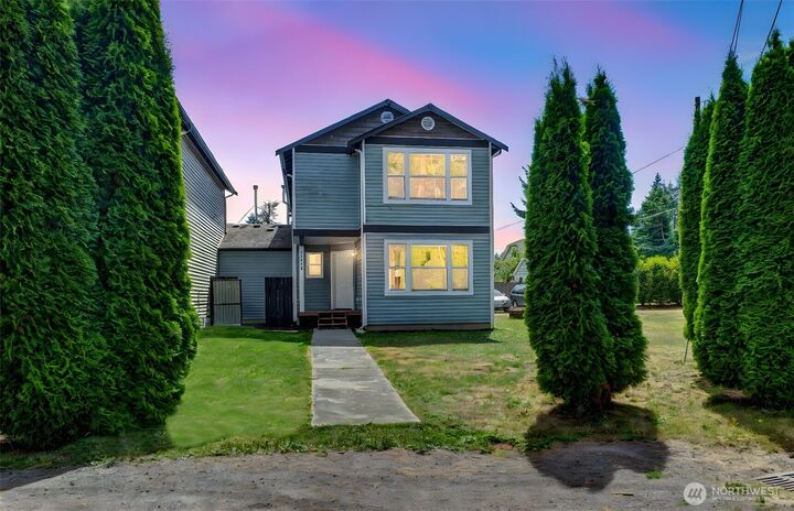 Property Photo: 2004 Columbia Avenue A WA 98203