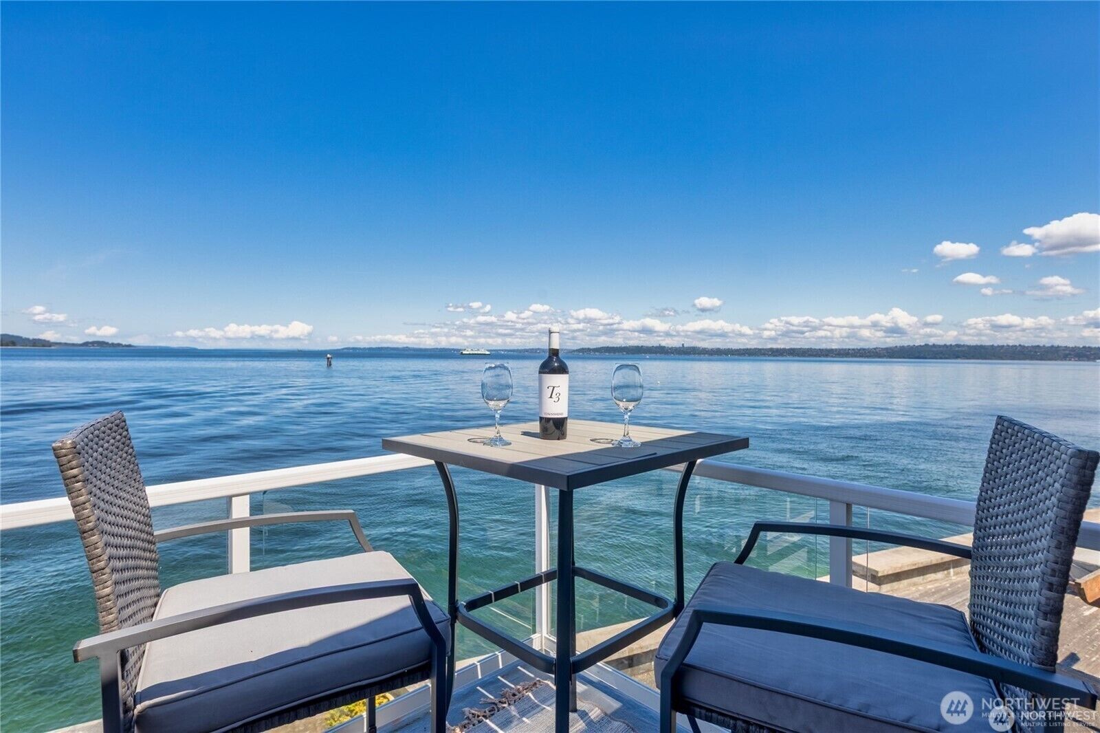 Property Photo:  10879  Point Vashon Drive SW  WA 98070 