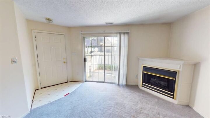 Property Photo:  806 Rue Marseille  VA 23320 