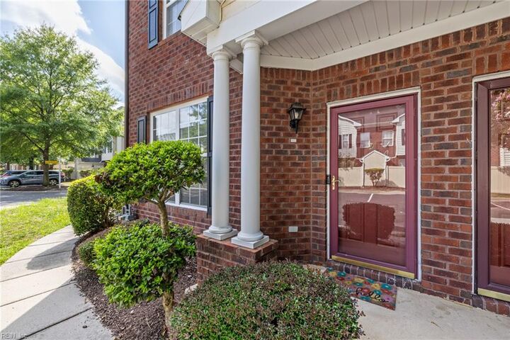 Property Photo: 5800 Baynebridge Dr VA 23464