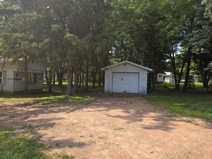 Property Photo:  653 South Walker Street  WI 53910 