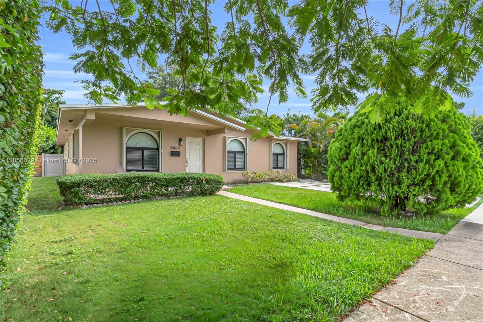 Property Photo:  5864 SW 42nd Ter  FL 33155 