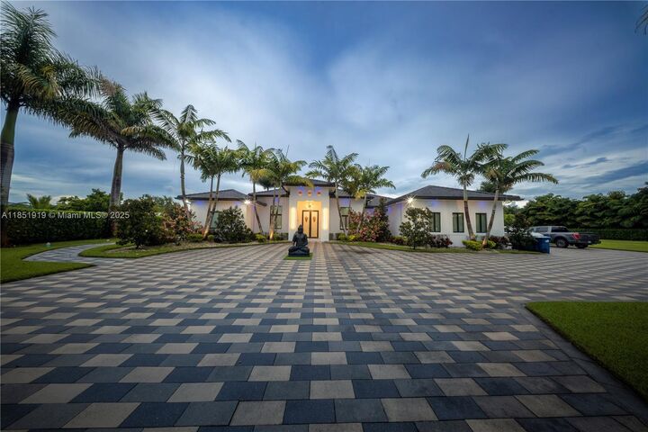 23055 SW 172 Ct  Miami FL 33170 photo