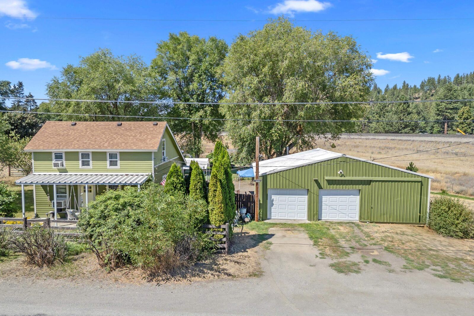 Property Photo:  7211 N Starr Rd  WA 99025 