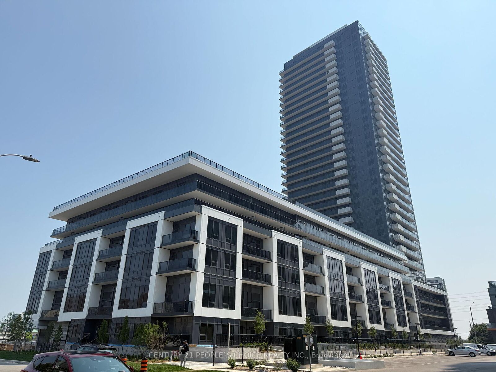 Property Photo: 5105 Hurontario Street 2803 ON L4Z 3X7