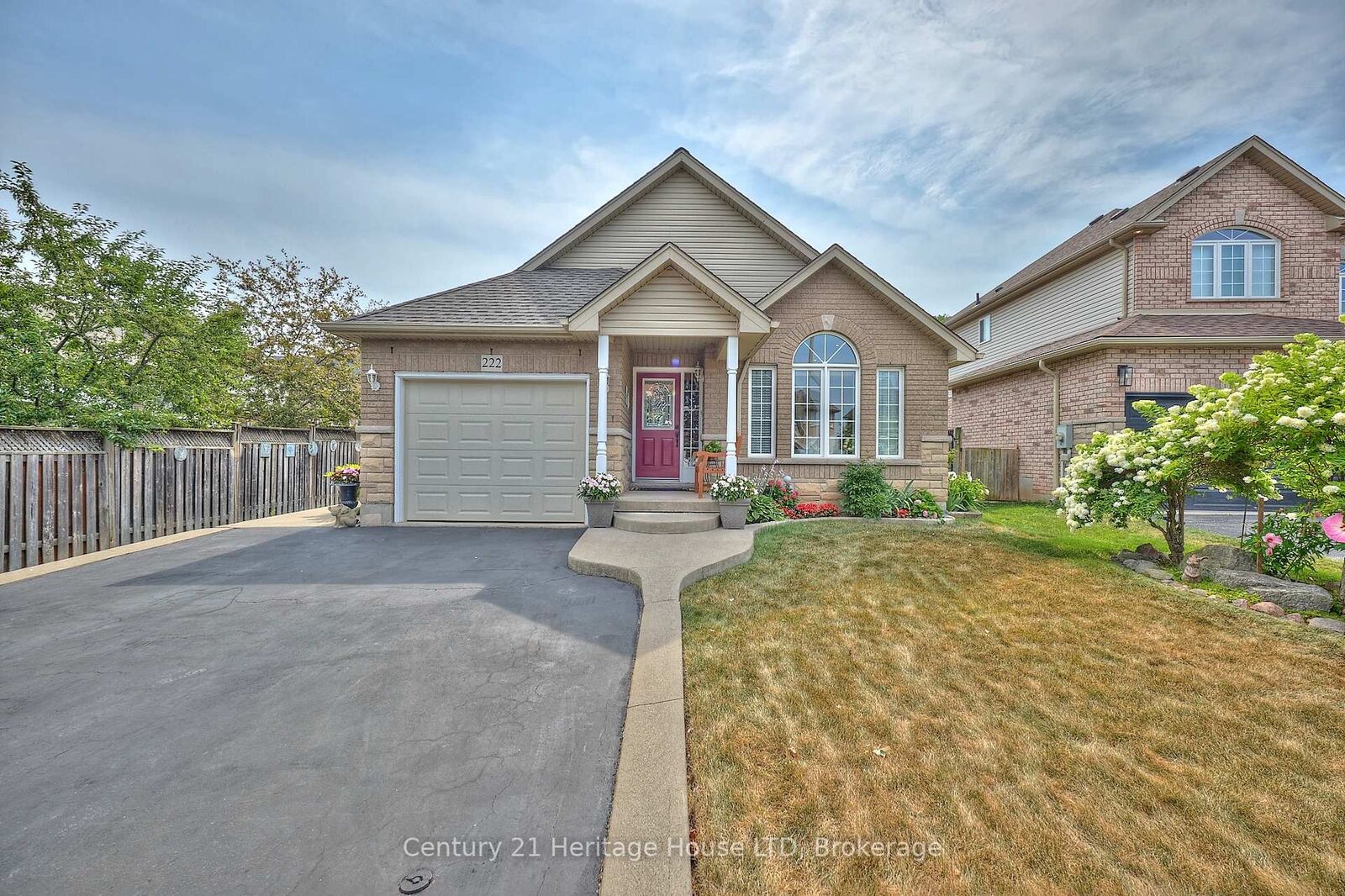 Property Photo: 222 Dorchester Drive ON L3M 5K8