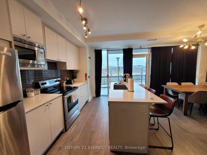 Photo de la propriété:  60 George Butchart Drive Th02  ON M3K 0E1 