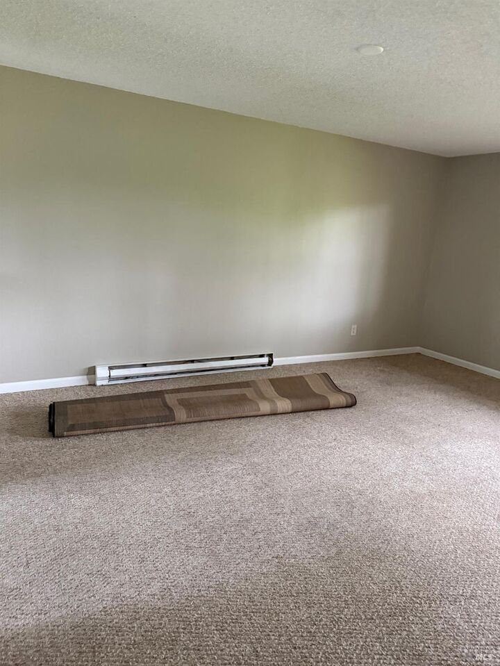 Property Photo: 1026 Eleanor Avenue CA 94928