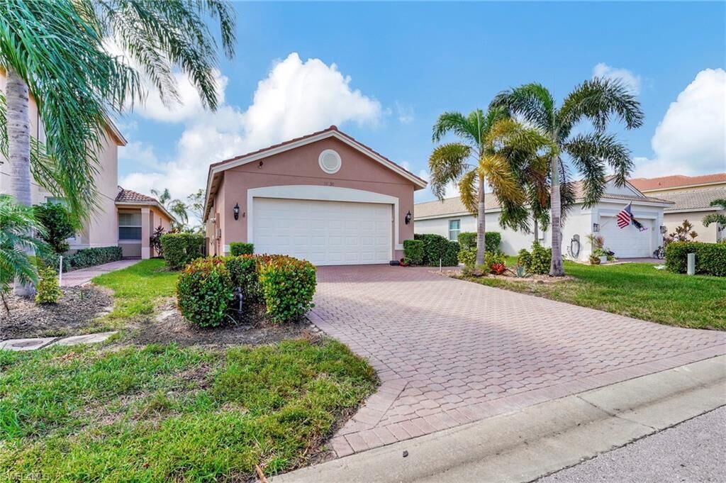 Property Photo:  10430 Spruce Pine Ct  FL 33913 