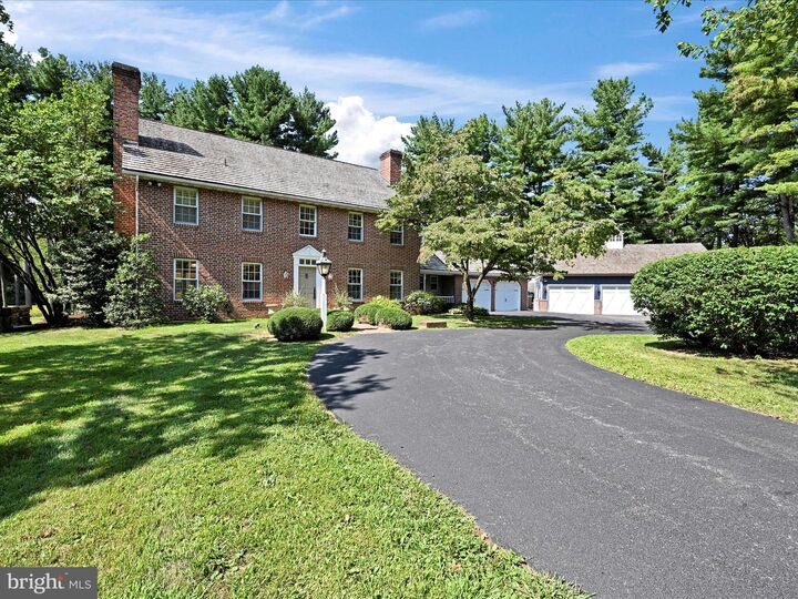 Property Photo:  1115 S Lincoln Avenue  PA 17042 