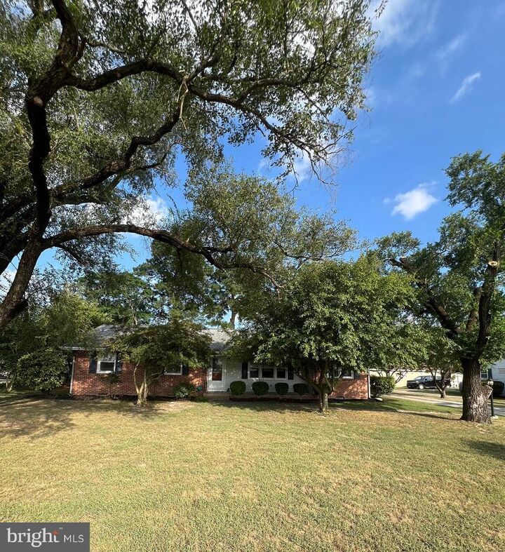 Property Photo:  407 Beaglin Park Drive  MD 21804 