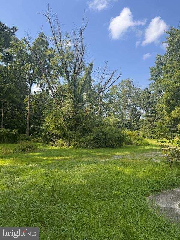 Property Photo:  503 Whitman Lane  PA 17057 
