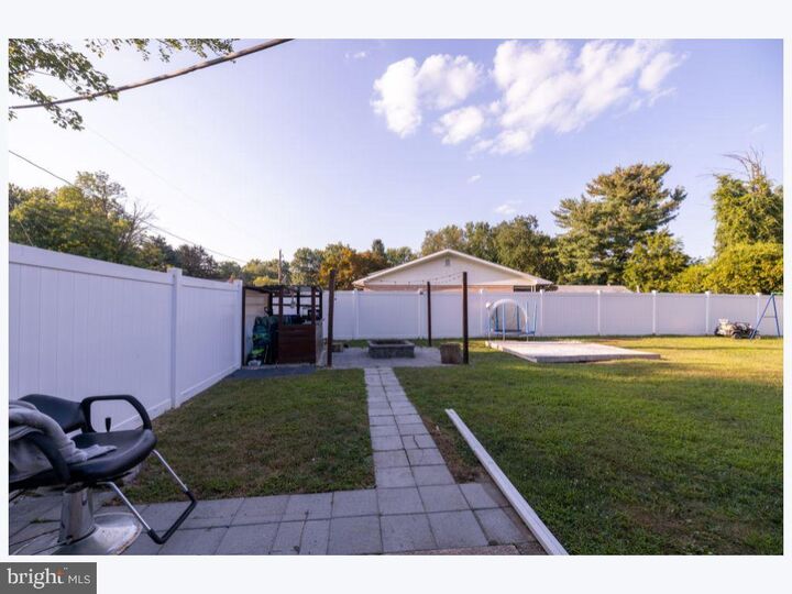 Property Photo:  1504 Pelham Road  PA 17110 