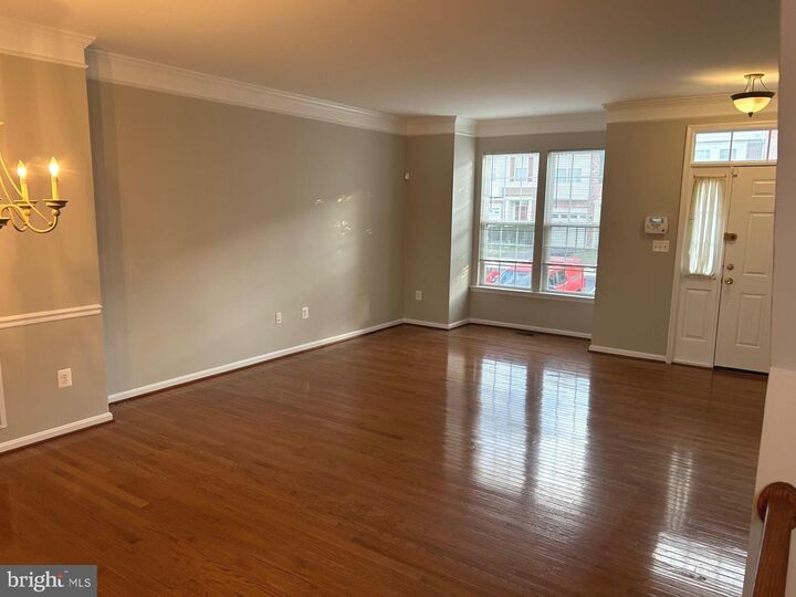 Property Photo:  529 Legrace Terrace NE  VA 20176 