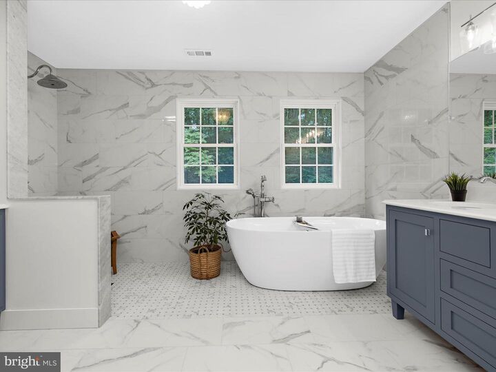 Property Photo: 2724 Howard Grove Road MD 21035