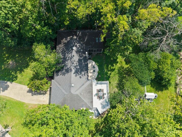 Property Photo:  8169 Shadybrook Drive  OH 45069 