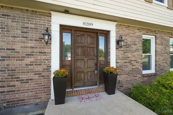 Property Photo:  8289 Fawnknoll Court  OH 45247 