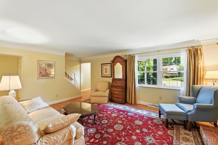 Property Photo:  1855 Kingsway Court  OH 45230 