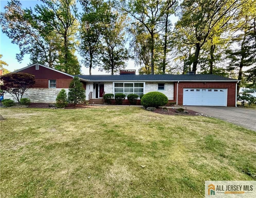 Property Photo: 422 Franklin Road NJ 08902