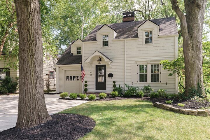 Property Photo:  421 Richards Road  OH 43214 