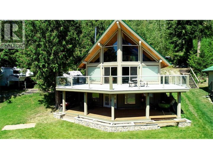 7540 Russel Fsr Creek 17 — photo 1