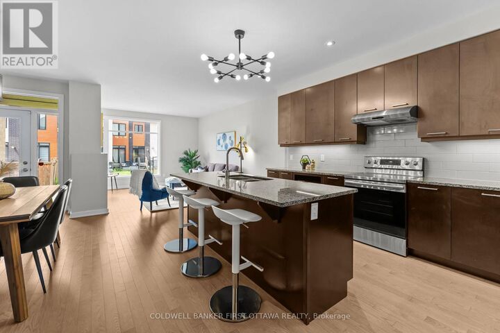 Property Photo: 821 Quartet Avenue ON K1X 0C4