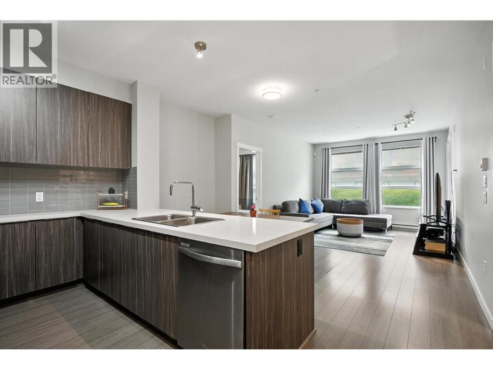 Photo de la propriété: 607 Cottonwood Avenue 104 BC V3J 0H1