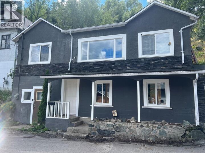 Property Photo:  1916 Wilmes Lane Lane  BC V1R 4H3 
